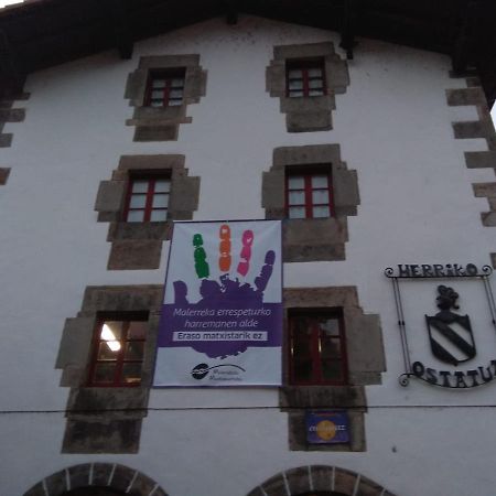 Herriko Ostatua Zubieta Bagian luar foto
